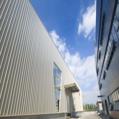 Op maat gemaakte 6 - 30 mm moderne stalen gebouwen met volledige accessoires