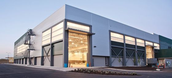 Prefabricated Commercial Metal Building Construction High Rise Light Steel Frame Building Metalen gebouwen voor commerciële doeleinden