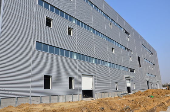 Aangepaste PEB-staalconstructie voor meubels en sanitair magazijn
