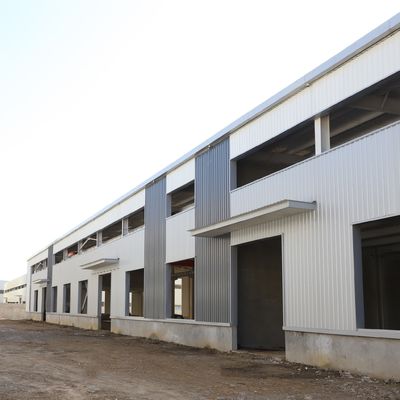 Voorgefabriceerd staal frame staal structuur gebouw magazijn werkplaats Q235 Q355B