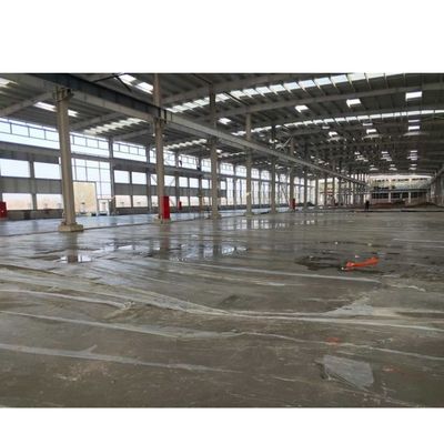Blauw/rood/grijw/wit Afwerking Staal frame Structure Building met productie afgerond voor directe installatie ondersteuning