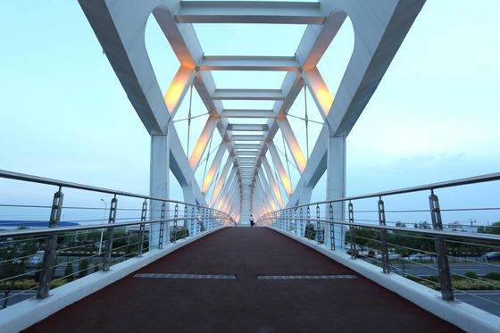 Gelaste stalen beugelbrug voor zwaar verkeer lange spanningen laag onderhoud